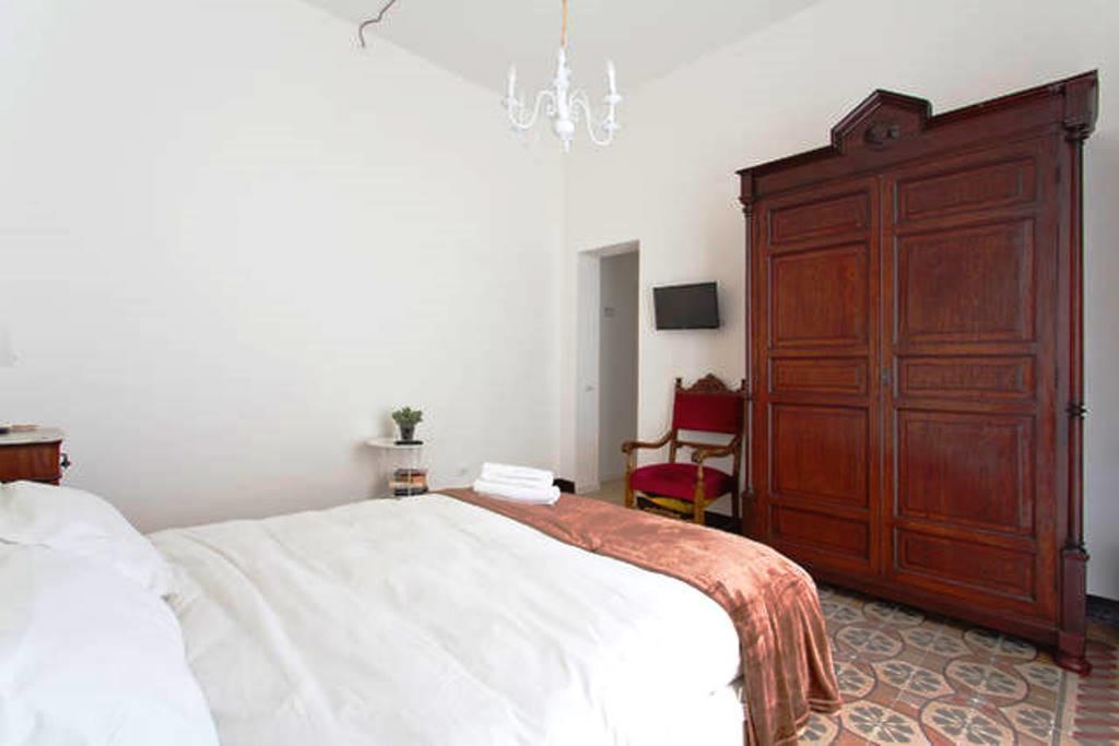 Aragona Rooms Palermo Eksteriør billede