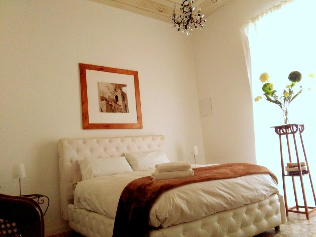 Aragona Rooms Palermo Eksteriør billede