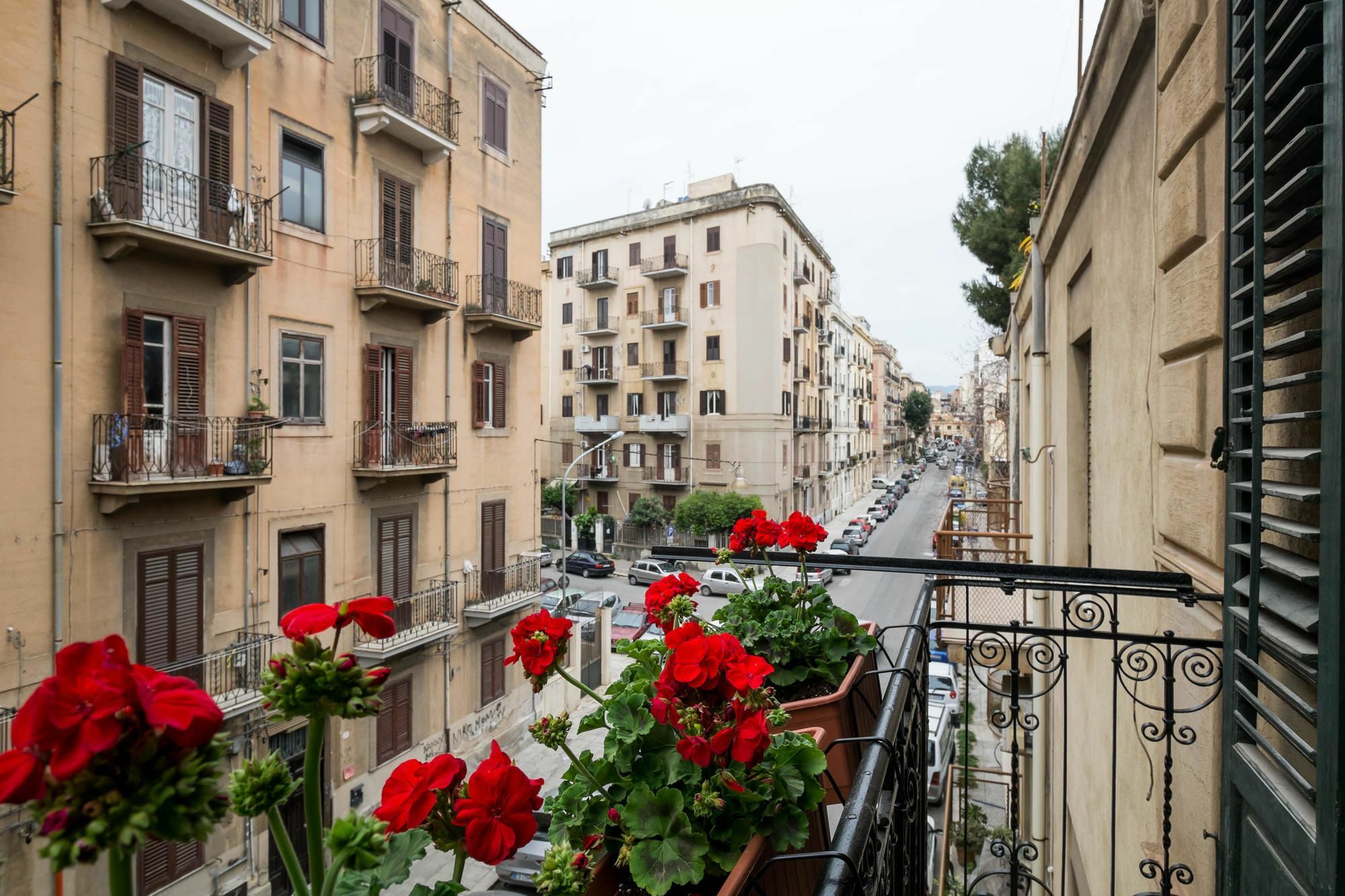 Aragona Rooms Palermo Eksteriør billede